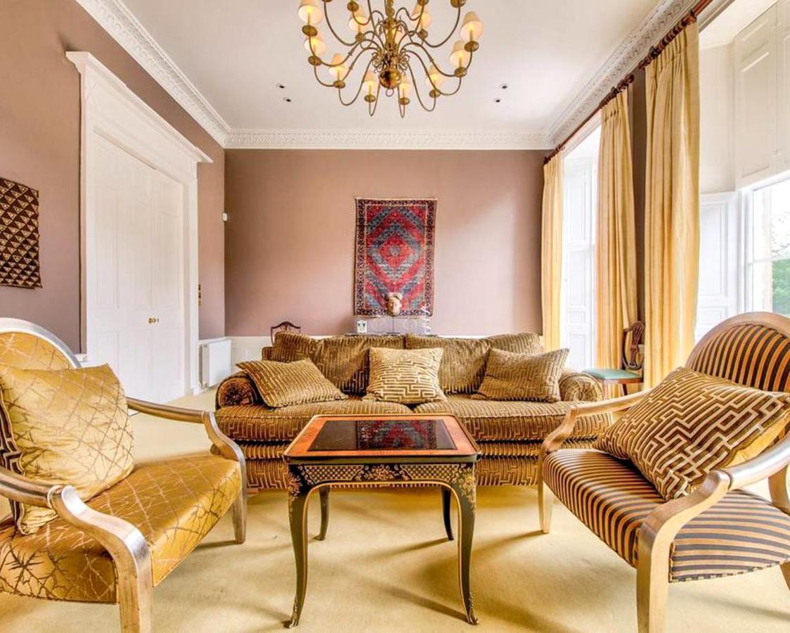 Beautiful City Centre Georgian 4 Bed Townhouse With Private Garden EDI Exterior photo