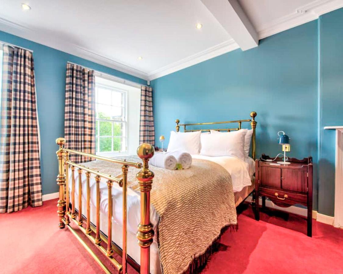 Beautiful City Centre Georgian 4 Bed Townhouse With Private Garden EDI Exterior photo