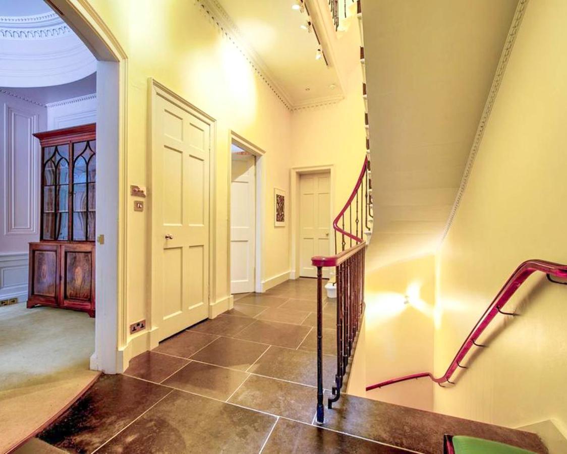 Beautiful City Centre Georgian 4 Bed Townhouse With Private Garden EDI Exterior photo