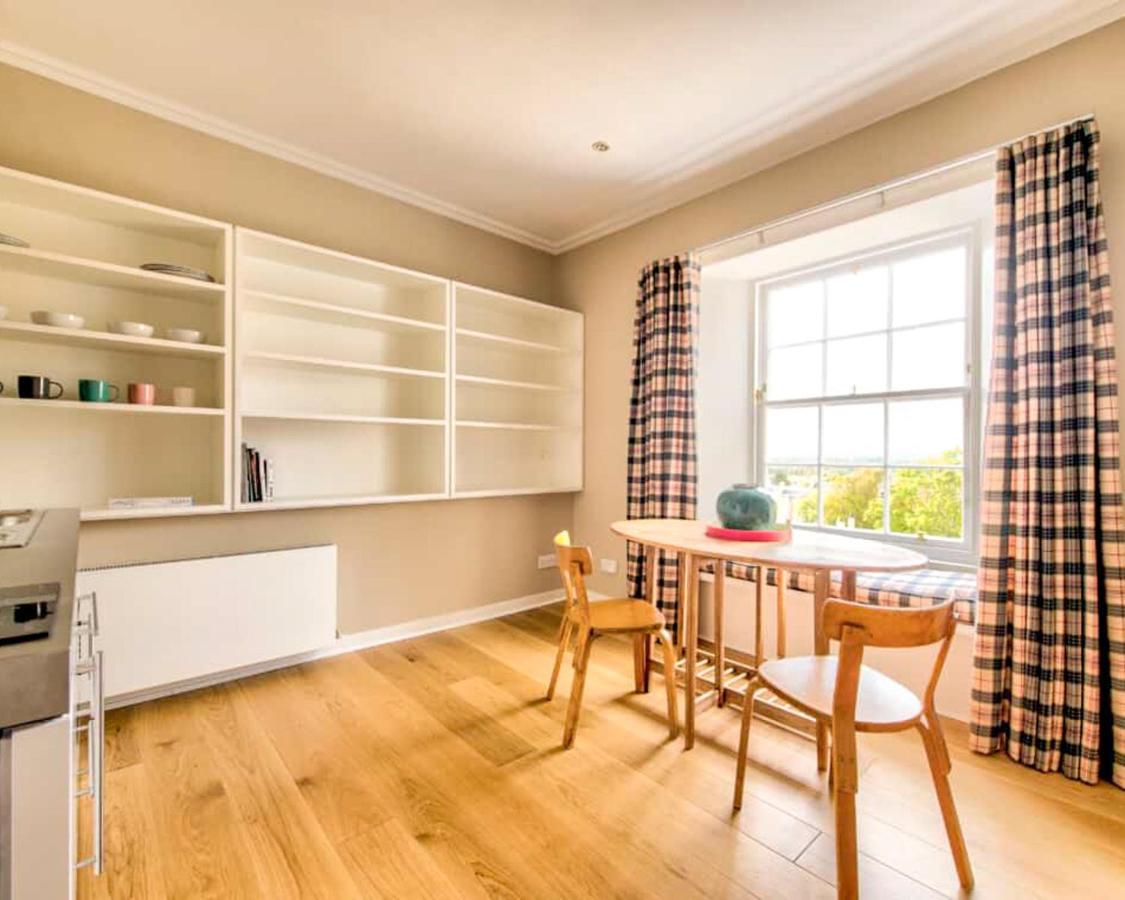 Beautiful City Centre Georgian 4 Bed Townhouse With Private Garden EDI Exterior photo